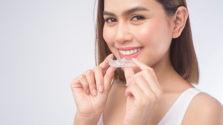 Read more about the article Invisalign vs Braces: Which Is Better?
