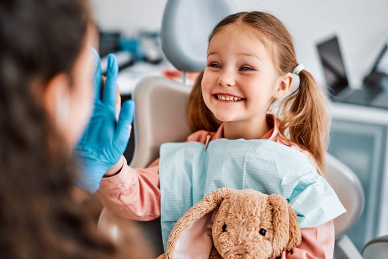 Read more about the article Top Tips for Making Dental Visits for Kids Fun and Enjoyable